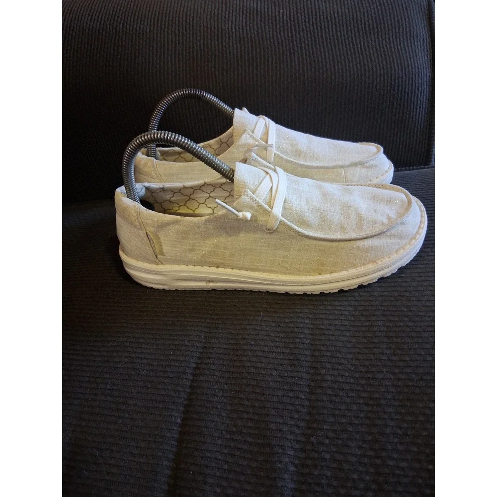 Hey Dude Wendy Sparkling Gold Slip On Loafers Womens 8 Cream Metallic Moccasins